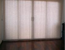 Persiana Vertical Tecido Rustico COM Bandô